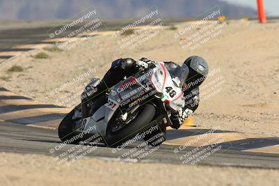 media/Nov-16-2025-Race Pace (Sun) [[8c5fa54630]]/Verified Riders/8-Turn 12 (120pm)/